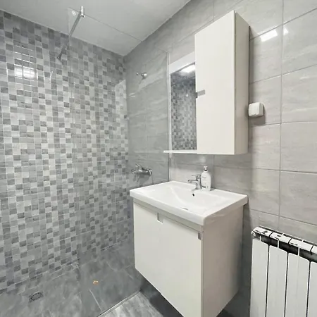 Luxury 2 Skopje
